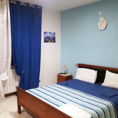 Affittacamere Lo Scoiattolo Di Mannocchi Lorella Porto SantʼElpidio Exterior foto