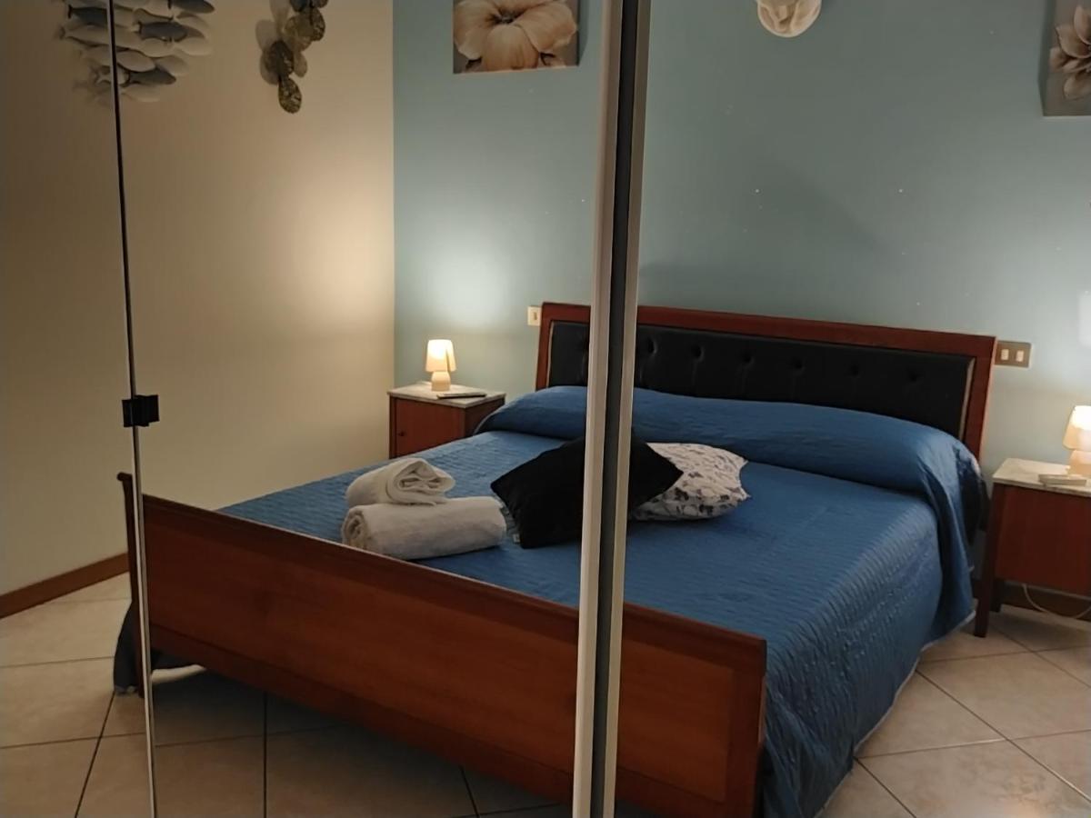 Affittacamere Lo Scoiattolo Di Mannocchi Lorella Porto SantʼElpidio Exterior foto